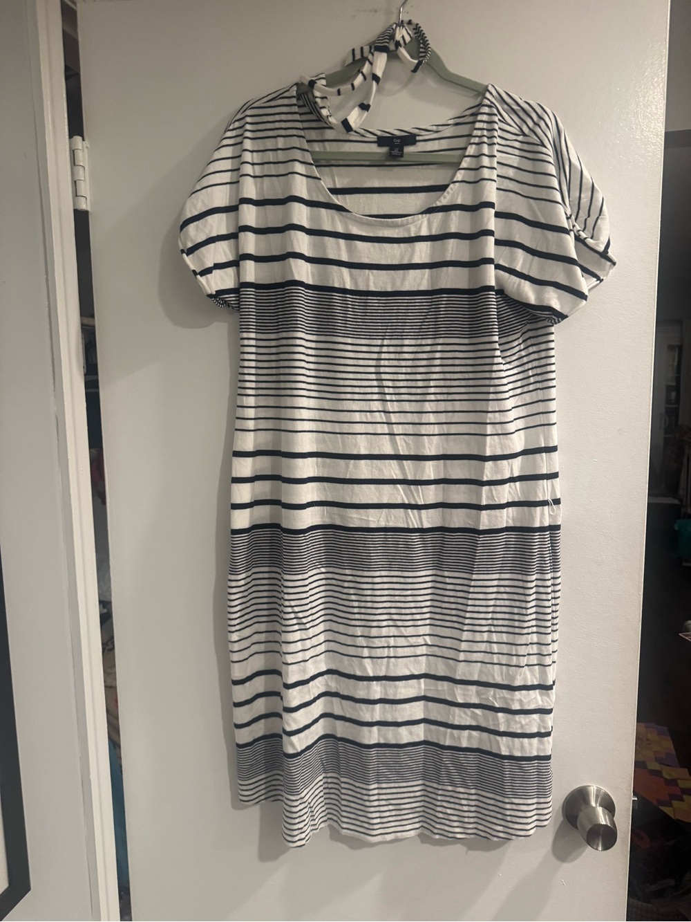 GAP Women's Black & White Striped Midi T-Shirt Dress with Tie Belt | Size Large